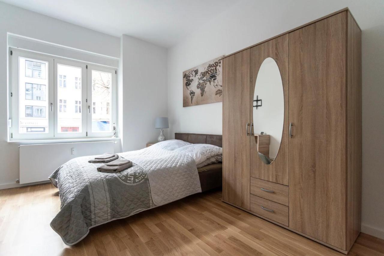 A Stylish Apartment In The Center Of True Berlin Exterior foto