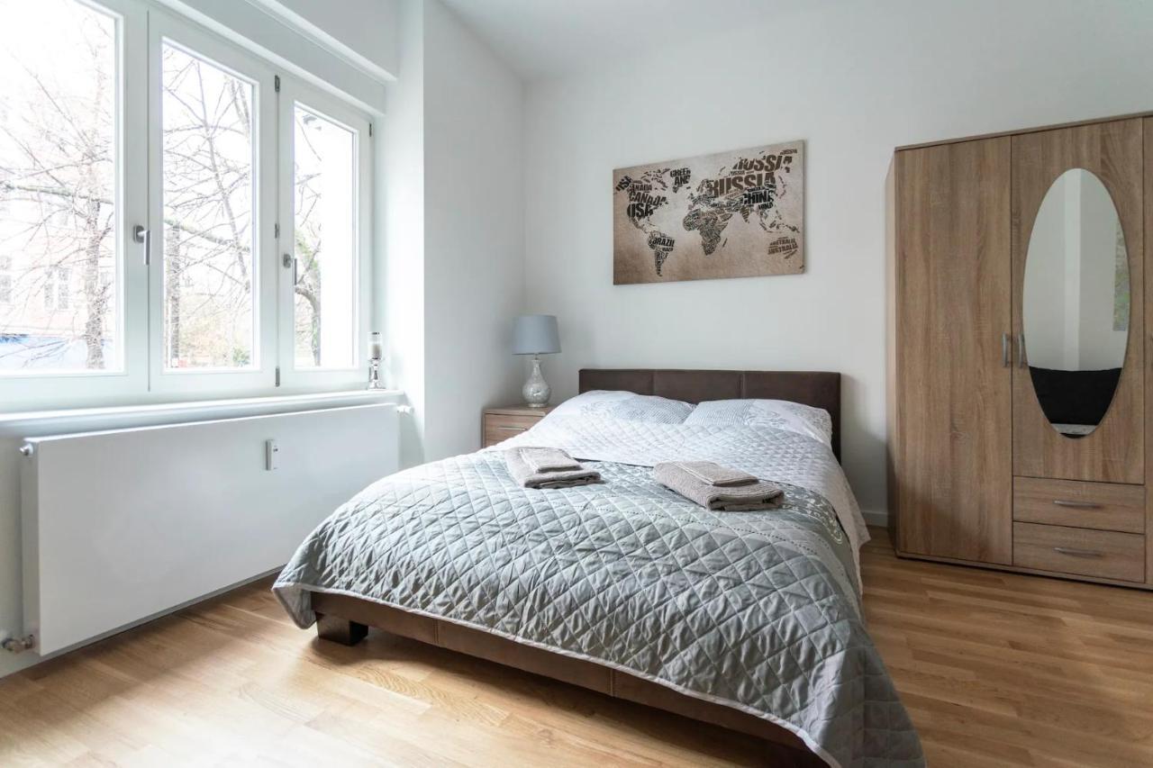 A Stylish Apartment In The Center Of True Berlin Exterior foto